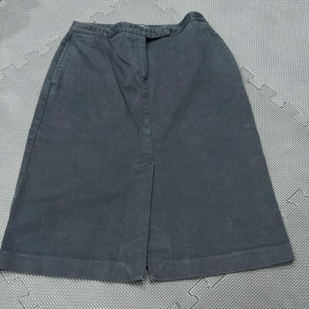 The Limited size 4 faded black skirt